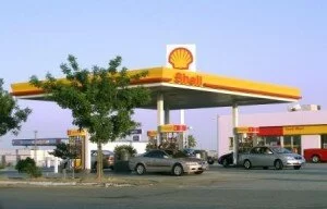 Shellgasstationlosthills 300x192 Suppliers expand with Shell